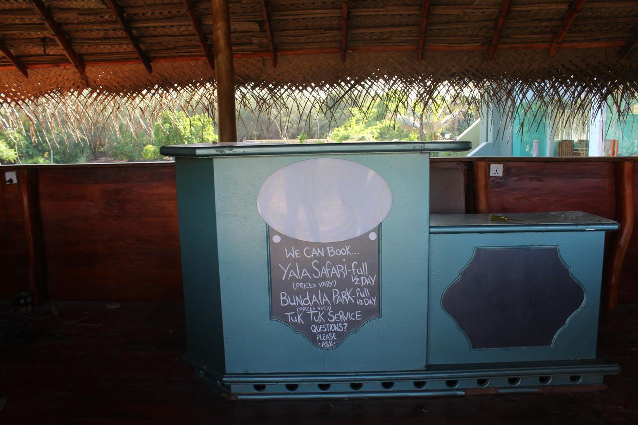 Yala Bay Resort Tissamaharama Exteriör bild